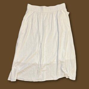 BNWT Reitmans White Midi Skirt